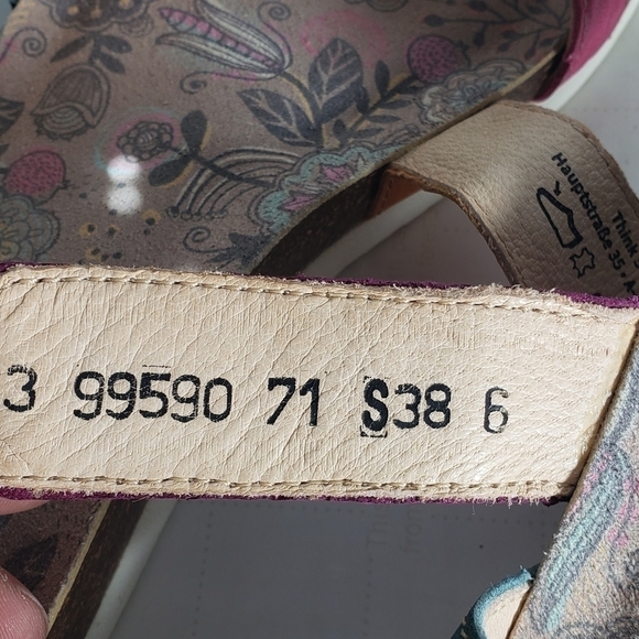 Think! Shik 3 Band Multi-color Open Toe Sandals - Picture 11 of 11